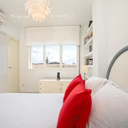 Genteel Magdalena Apartment *