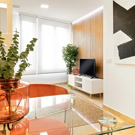 Genteel Magdalena Apartment *