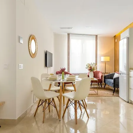 Genteel Magdalena Apartment *